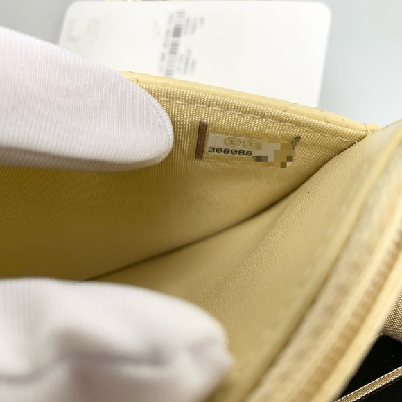 NIB Chanel 21C pearl crush wallet on chain WOC yellow - Picture 16 of 16